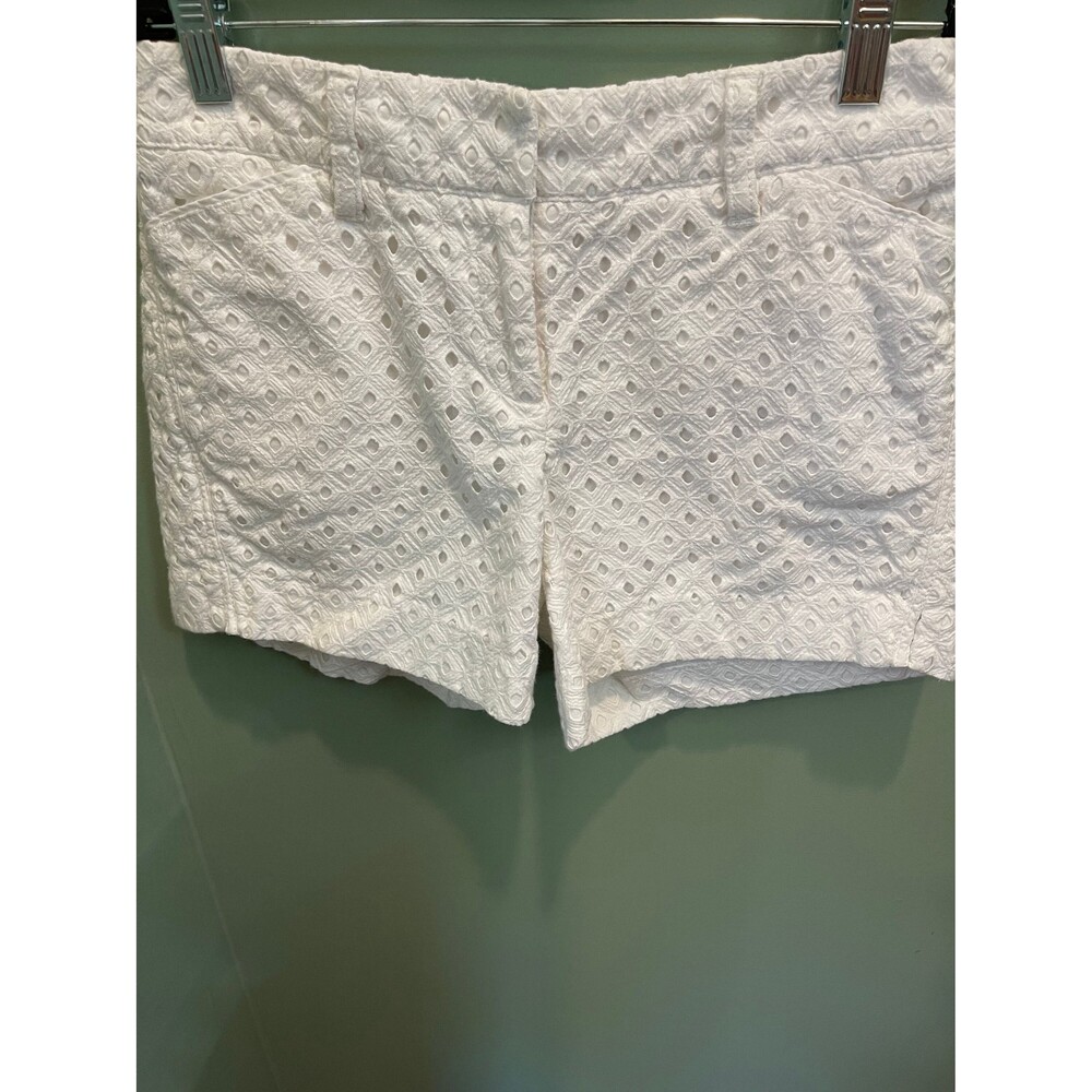 White House Black Market eyelet shorts size 00